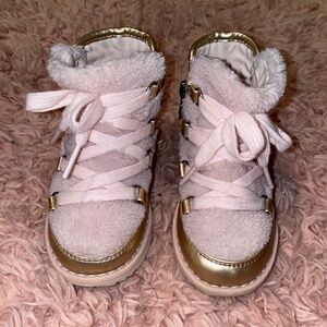 Pink toddler boots